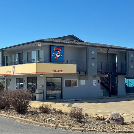 Super 7 Motel Coralville Ngoại thất bức ảnh