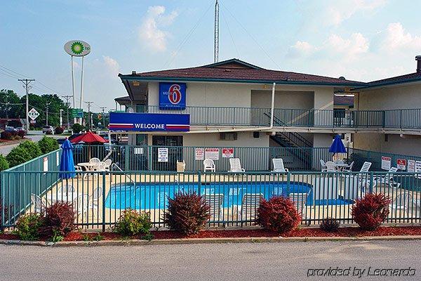 Super 7 Motel Coralville Ngoại thất bức ảnh