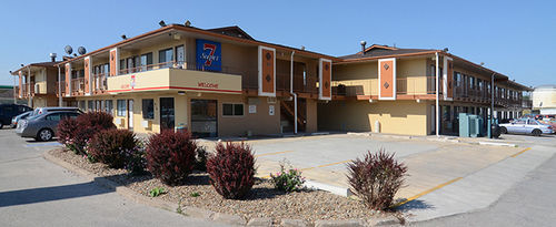 Super 7 Motel Coralville Ngoại thất bức ảnh